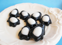 Black Cherry Penguin Soap Set