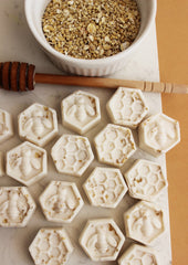 Honeycomb Bee Soap Set